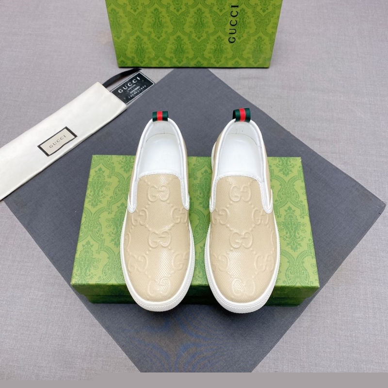 G*u*i casual shoes